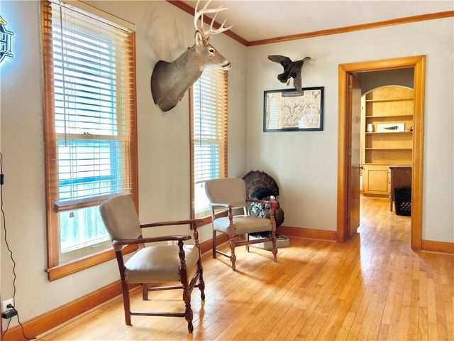 406 S 6th Street, Burlington, KS 66839