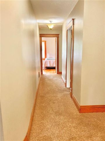 406 S 6th Street, Burlington, KS 66839