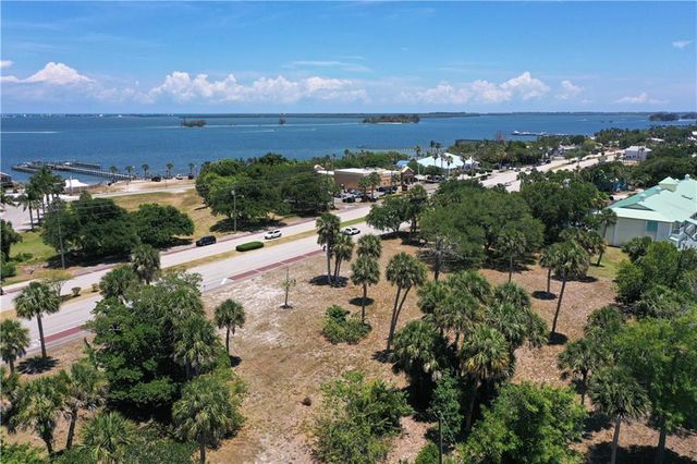 1531 Us Highway 1 Highway, Sebastian, FL 32958