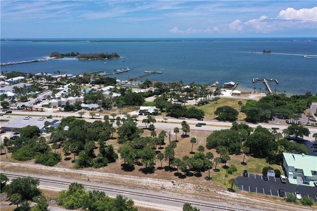 1531 Us Highway 1 Highway, Sebastian, FL 32958