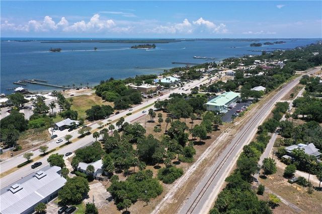 1531 Us Highway 1 Highway, Sebastian, FL 32958