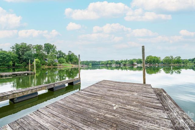 4566 Windward Lane, Catawba, NC 28609