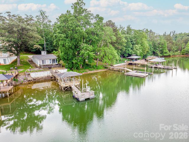 4566 Windward Lane, Catawba, NC 28609