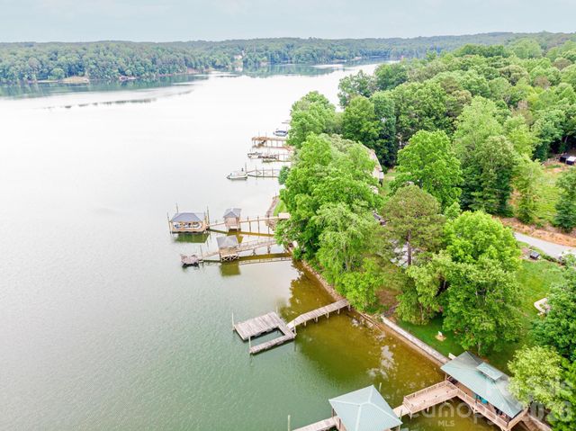 4566 Windward Lane, Catawba, NC 28609