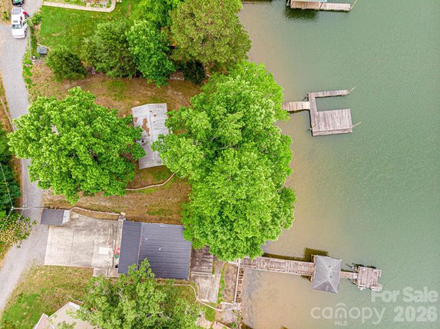 4566 Windward Lane, Catawba, NC 28609