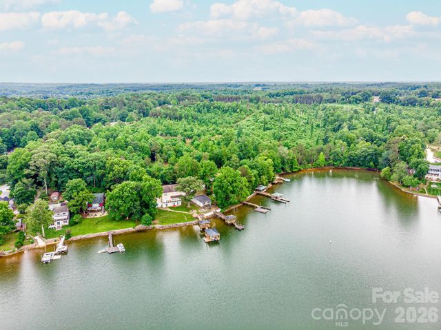 4566 Windward Lane, Catawba, NC 28609