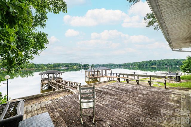 4566 Windward Lane, Catawba, NC 28609
