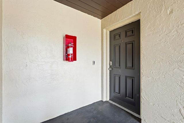 415 BANANA CAY DRIVE J, South Daytona, FL 32119