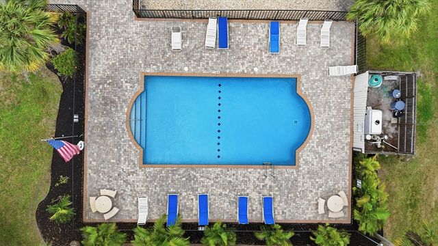 415 BANANA CAY DRIVE J, South Daytona, FL 32119