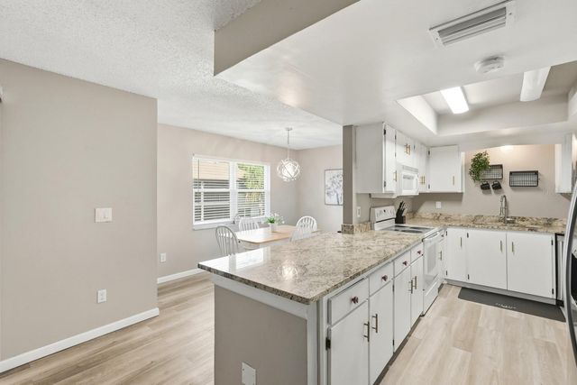 415 BANANA CAY DRIVE J, South Daytona, FL 32119