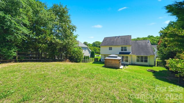 2480 N Legacy Park Boulevard, Fort Mill, SC 29707