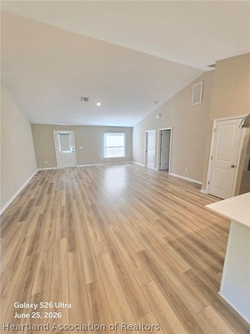 5523 Castania Drive, Sebring, FL 33872