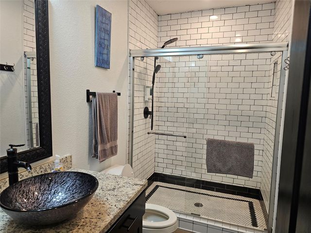 6706 Avenue C 2, Houston, TX 77011