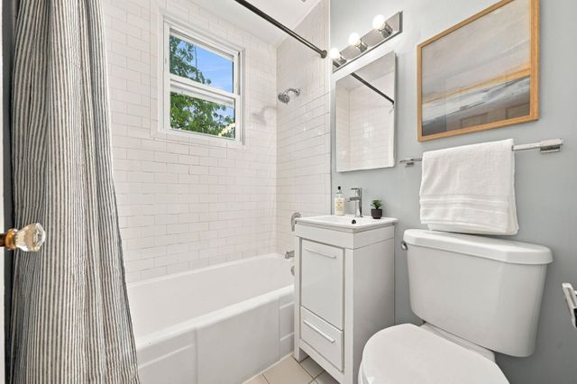 5549 Emerson Avenue S, Minneapolis, MN 55419