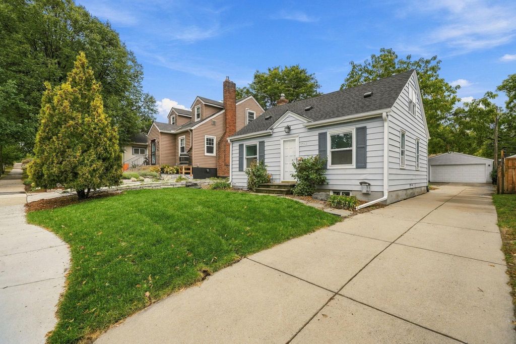 5549 Emerson Avenue S, Minneapolis, MN 55419 — photo 2