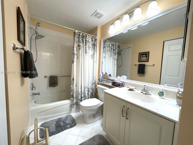 7775 Yardley Drive 409, Tamarac, FL 33321