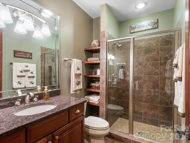 600 Andrew Banks Road D4, Burnsville, NC 28714