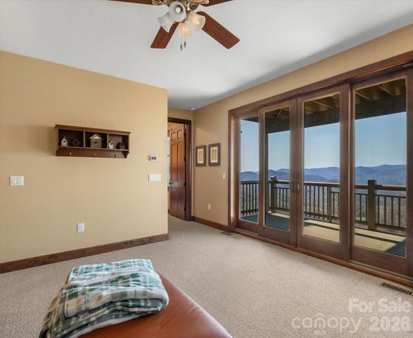 600 Andrew Banks Road D4, Burnsville, NC 28714