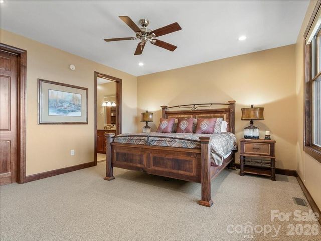 600 Andrew Banks Road D4, Burnsville, NC 28714