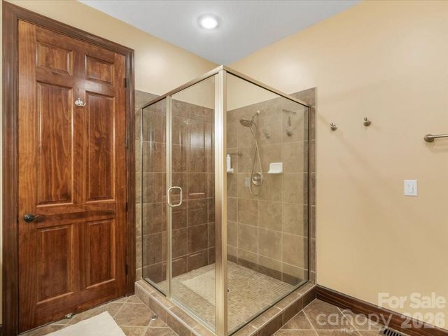 600 Andrew Banks Road D4, Burnsville, NC 28714