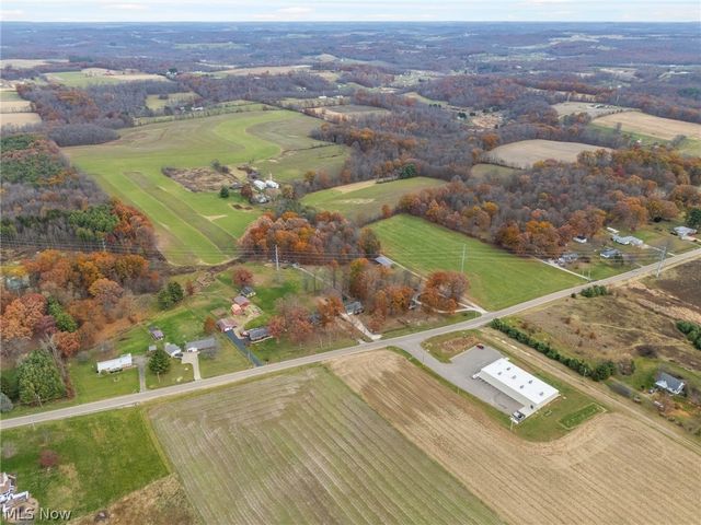 2081 Waynesburg Road NW, Carrollton, OH 44615