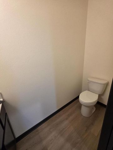 N945 Winds WAY, Oconomowoc, WI 53066