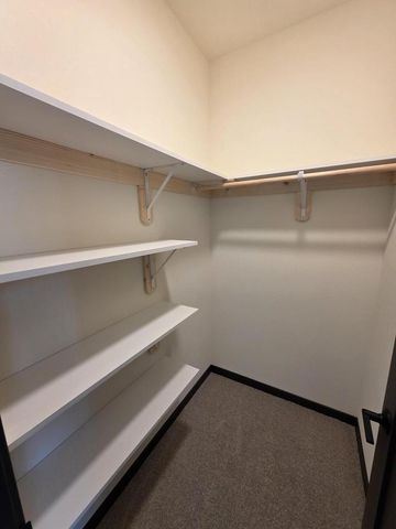 N945 Winds WAY, Oconomowoc, WI 53066