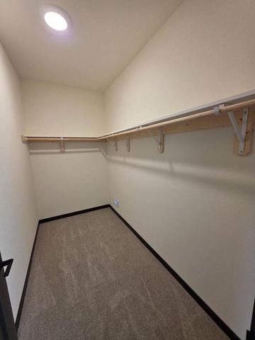 N945 Winds WAY, Oconomowoc, WI 53066