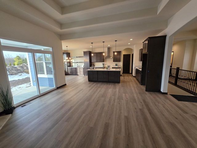 N945 Winds WAY, Oconomowoc, WI 53066