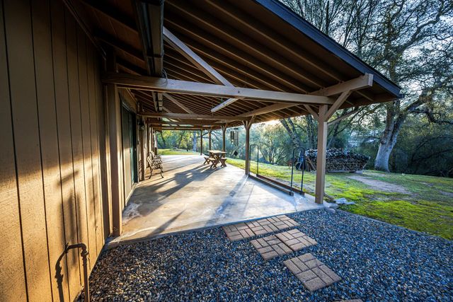 44410 Quail Court, Coarsegold, CA 93614