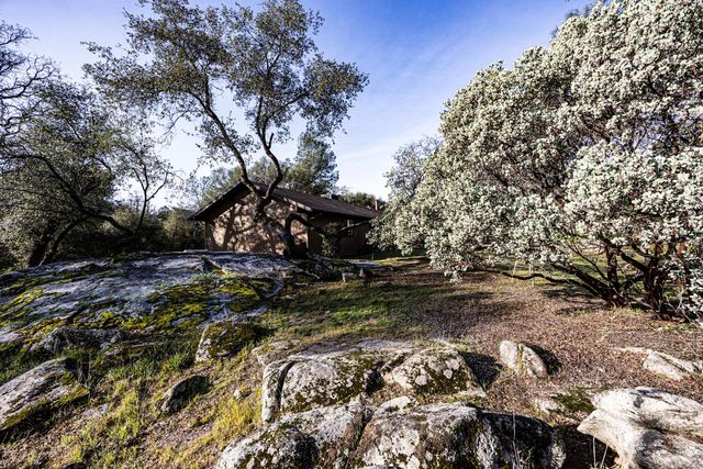 44410 Quail Court, Coarsegold, CA 93614