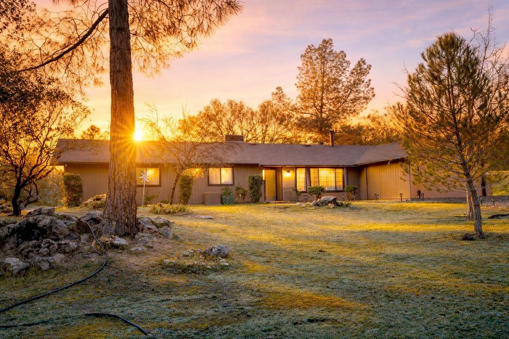 44410 Quail Court, Coarsegold, CA 93614