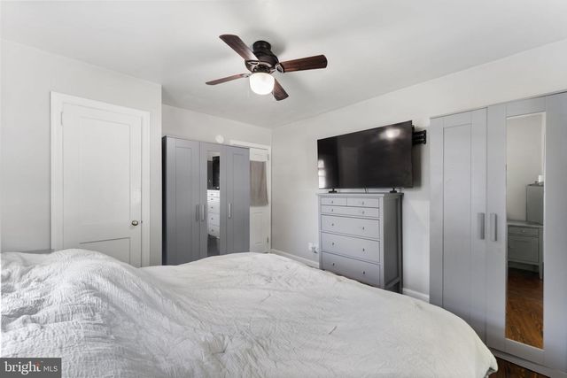 354 GREENWOOD AVE, Gloucester City, NJ 08030