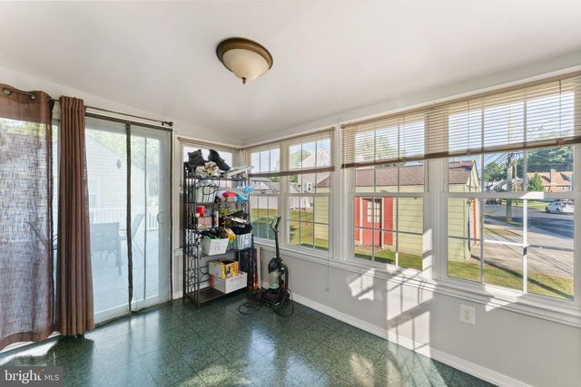 354 GREENWOOD AVE, Gloucester City, NJ 08030