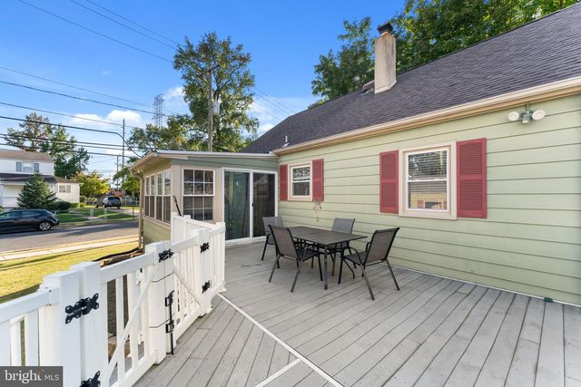 354 GREENWOOD AVE, Gloucester City, NJ 08030