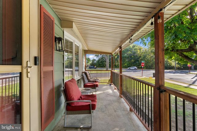 354 GREENWOOD AVE, Gloucester City, NJ 08030