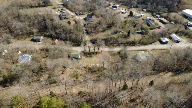 531 Big Rock Rd, Big Rock, TN 37023