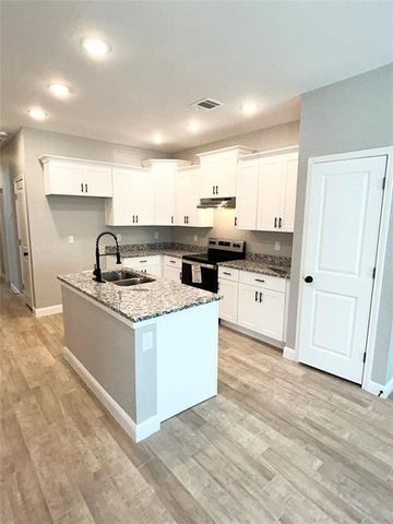 8006 Bowen Street, Houston, TX 77051