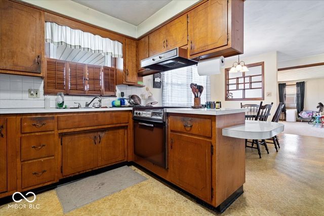 283 E 600 N, Alexandria, IN 46001