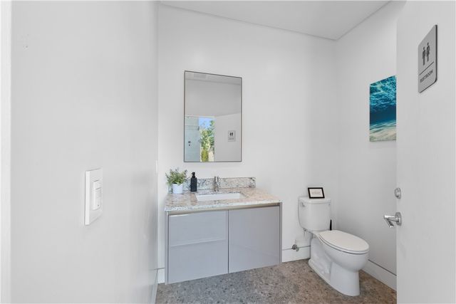 716 N Fuller, Los Angeles, CA 90046