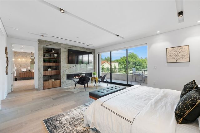 716 N Fuller, Los Angeles, CA 90046