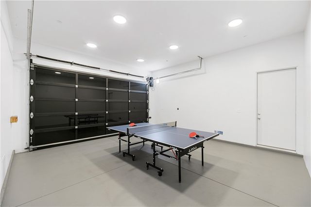 716 N Fuller, Los Angeles, CA 90046