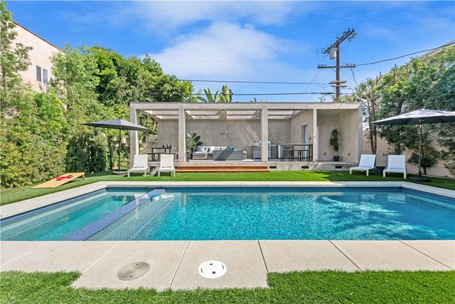 716 N Fuller, Los Angeles, CA 90046
