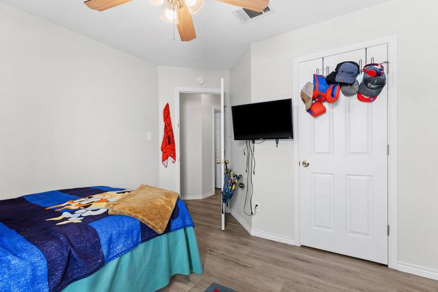 18200 Canopy LN, Manor, TX 78653