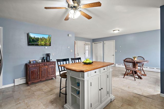 237 S Chestnut Street, Belle Plaine, MN 56011