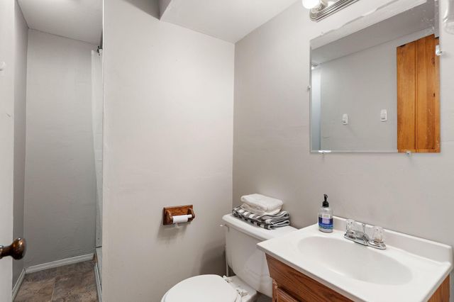 237 S Chestnut Street, Belle Plaine, MN 56011