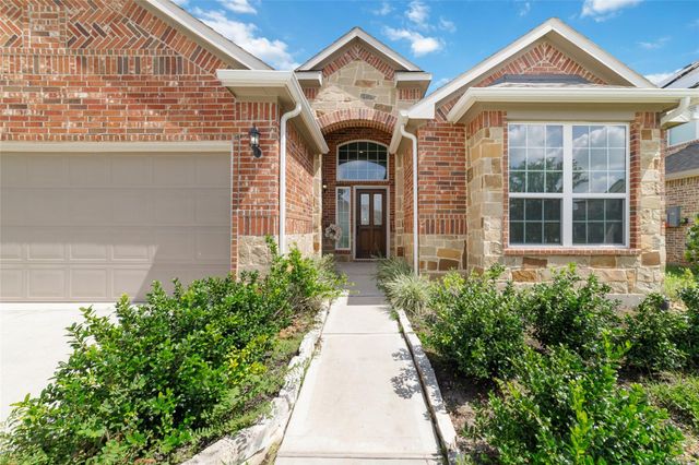 77 Carmel Drive, Manvel, TX 77578