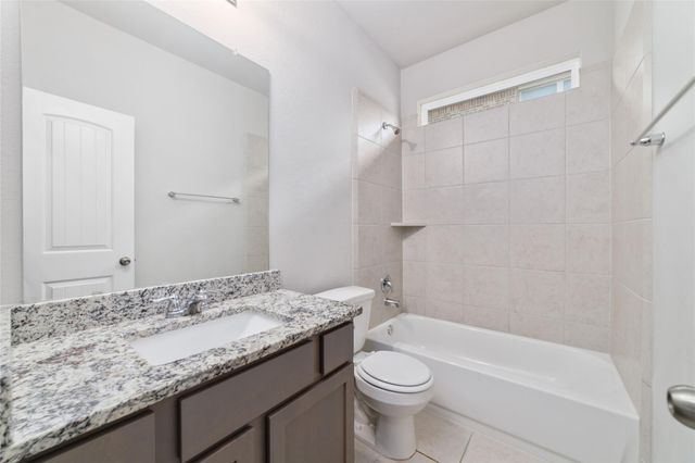 77 Carmel Drive, Manvel, TX 77578