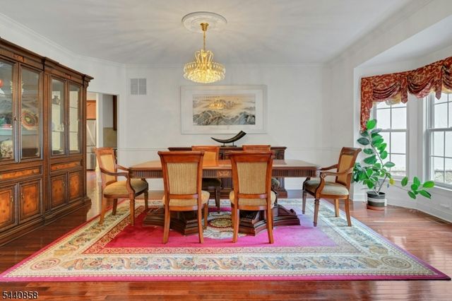 11 Skyview Ter, Riverdale Boro, NJ 07457