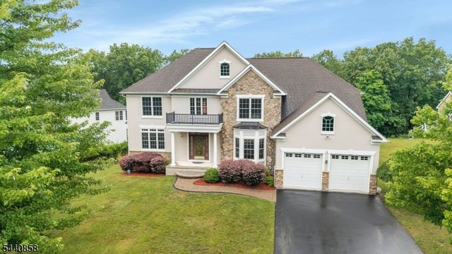 11 Skyview Ter, Riverdale Boro, NJ 07457